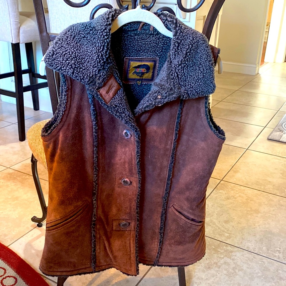 FoxRun Vintage LEATHER Womens Brown Winter Vest Sz M Four Buttons Front Pockets